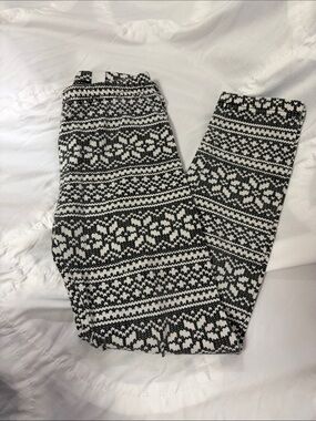 Kirkland Signature Black & White Fair Isle Kids Leggings